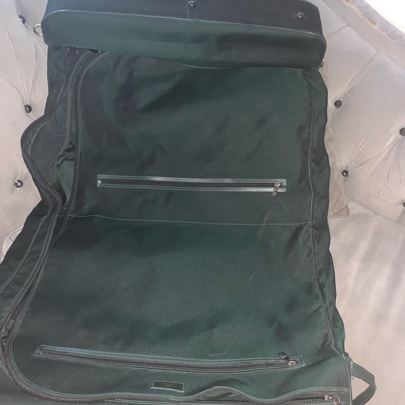 LOUIS VUITTON
EPICEA TAIGA & CANVAS GARMENT BAG - Picture 2 of 8